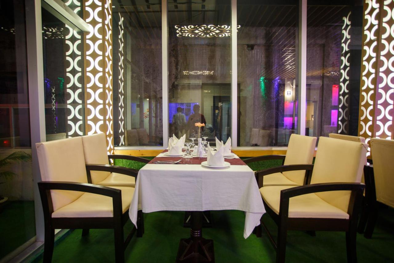 Hotel Blue Bird Dacca Exterior foto