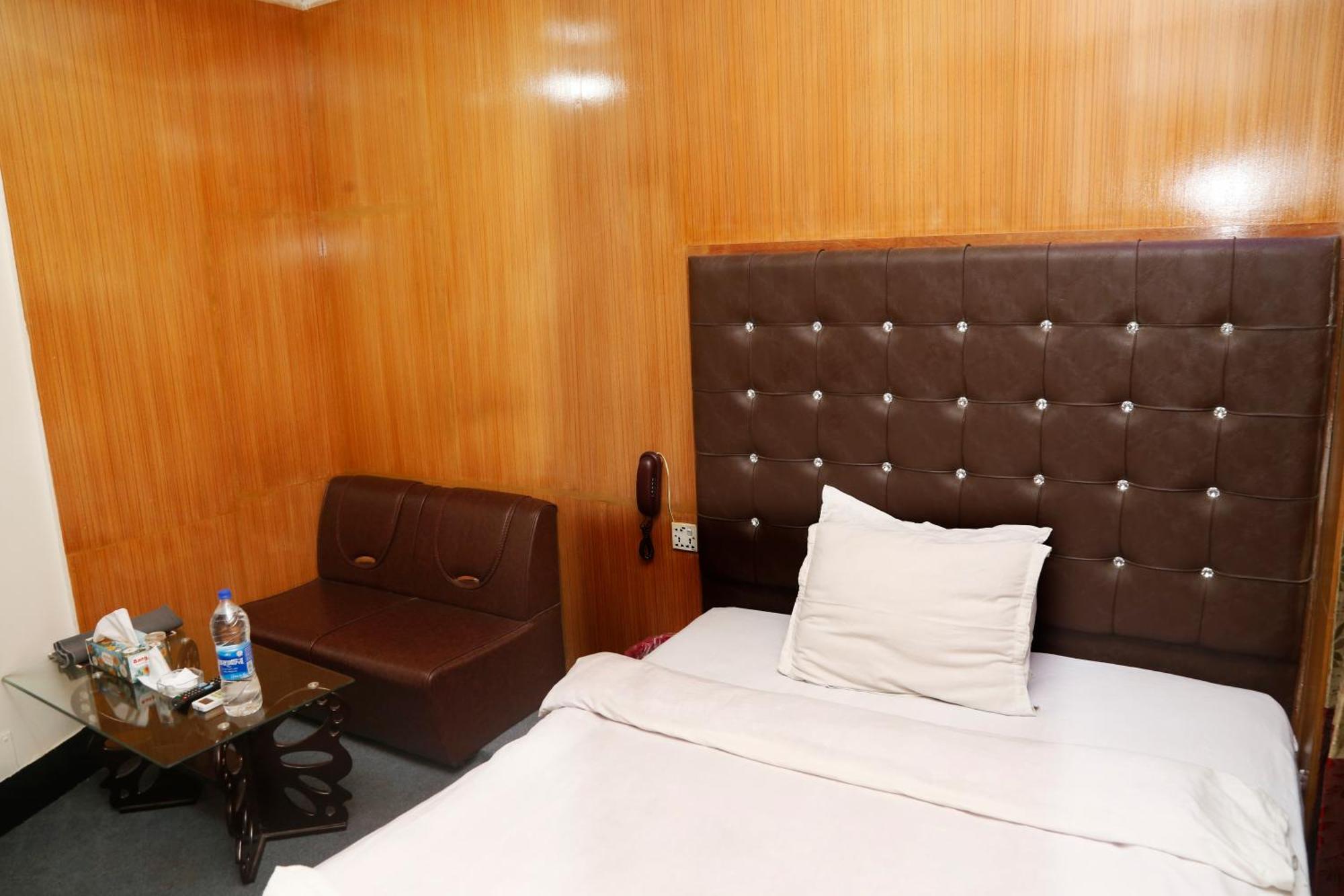 Hotel Blue Bird Dacca Exterior foto