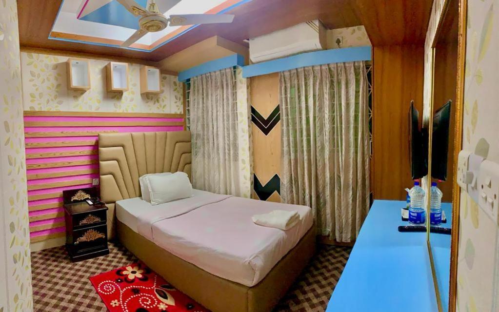 Hotel Blue Bird Dacca Cameră foto